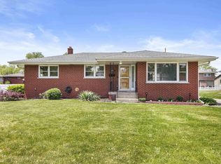 8452 Forest Ave, Munster, IN 46321