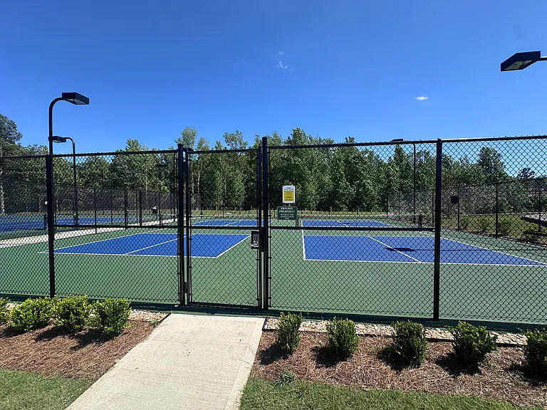 19 Manor Way — Photo 15