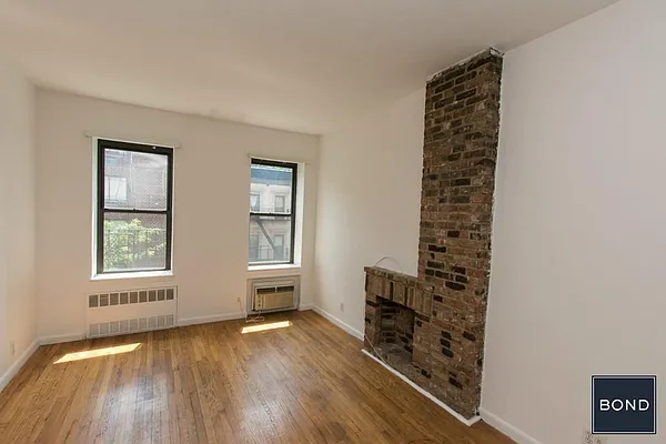 Rented by Bond New York | media 1