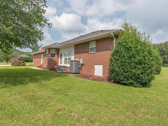 3rd image of 5836 Quail Meadows Dr
