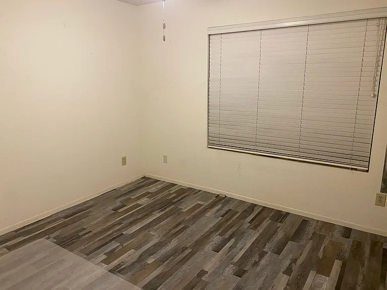 2744 E Villa Theresa Dr — Photo 15