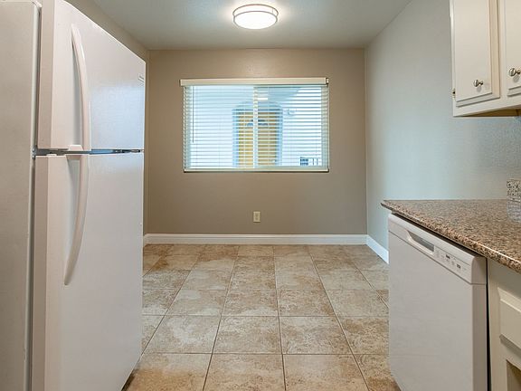 4th image of 5971 Lake Crest Way APT 17