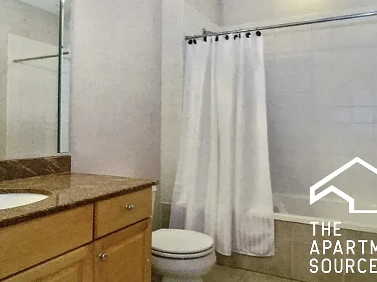 934 W Cornelia Ave #4S — Photo 10