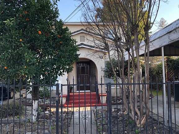 2nd image of 832 Shearer St #832A
