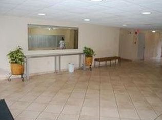 16465 NE 22nd Ave APT 111, North Miami Beach, FL 33160
