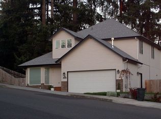 523 E Stonecreek Dr, La Center, WA 98629