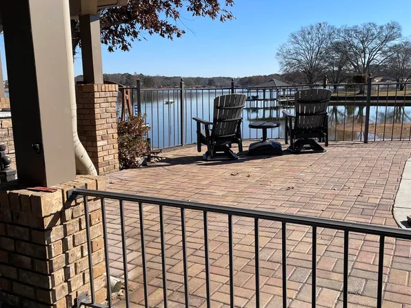 209 Blue Springs Trl, Cropwell, AL 35054