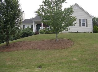 3177 Victoria Ridge Dr, Loganville, GA 30052