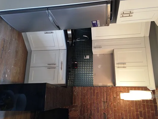 Rented by Abba Realty Associates INC | media 31