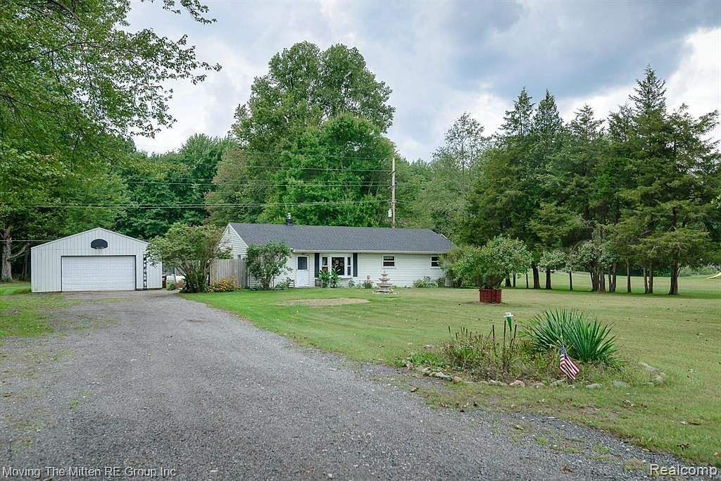 12956 Rawsonville Rd, Belleville, MI 48111 Zillow