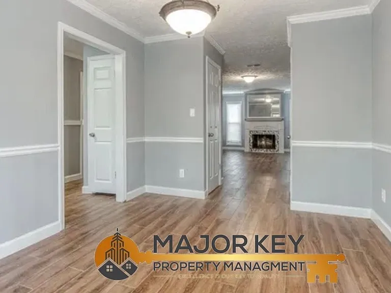 2340 Beaver Ruin Rd #50 — Photo 8