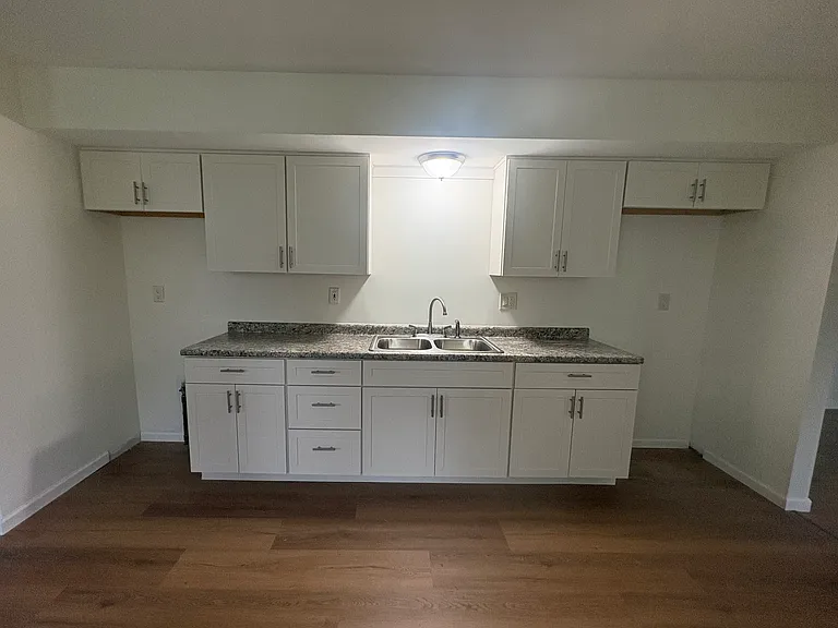 752 Fremont Rd — Photo 3