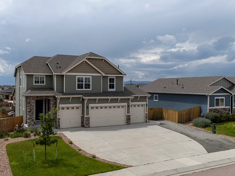 10122 Bracknell Pl — Photo 2
