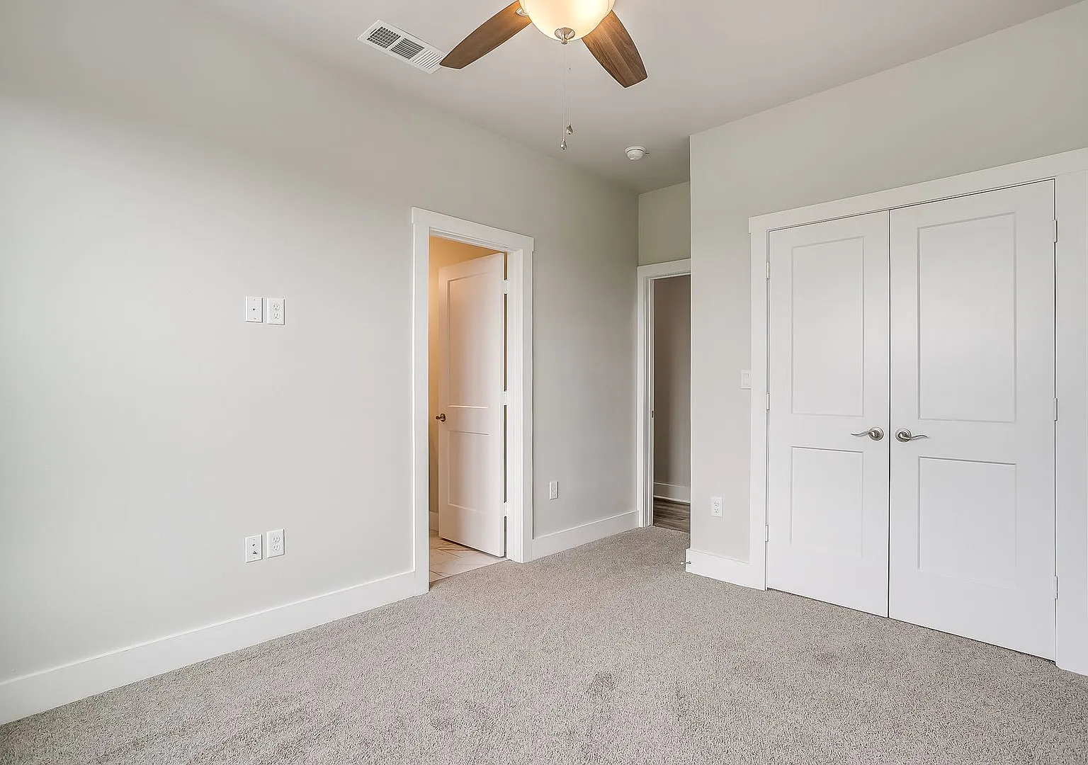2716 Forest Park Blvd-2027 — Photo 3