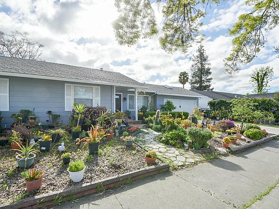 2nd image of 4926 Snell Ave