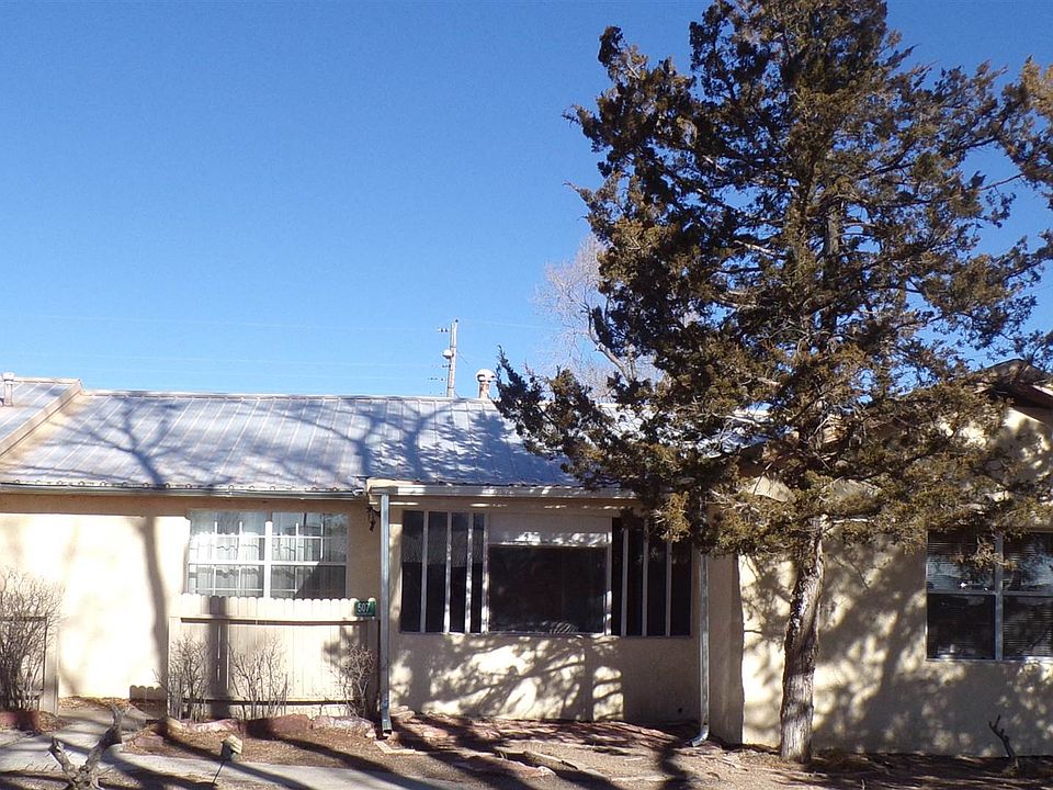 1st image of 507 Leonard Ave
