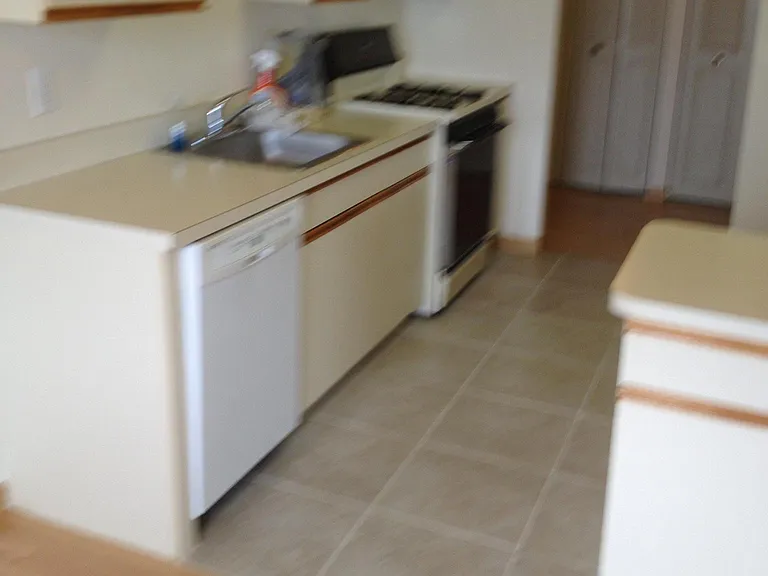 108 Riverview Ct #108 — Photo 4
