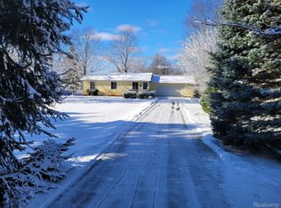 1544 Chilson Rd, Howell, MI 48843