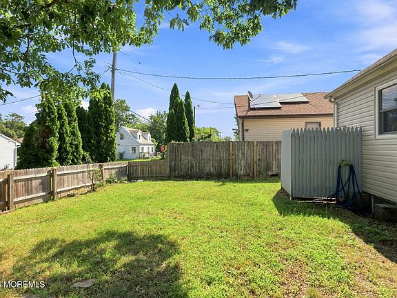 4th image of 2138 Schoeberlein Avenue