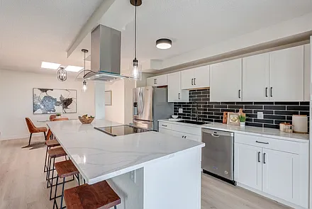 2 bed, 1175 sqft, $2,500 — Photo 2