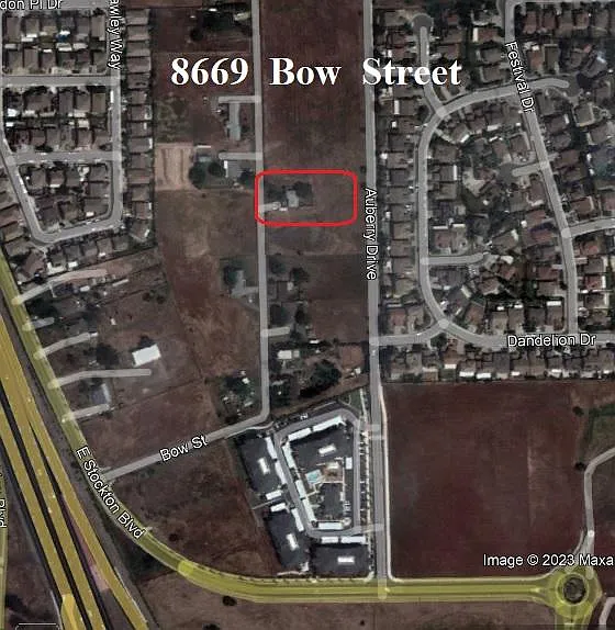 8669 Bow St — Photo 11