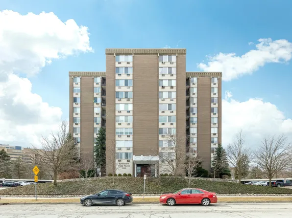 1050 Wall St APT 7C, Ann Arbor, MI 48105