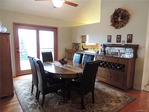 4th image of 5144 Silvernail Dr