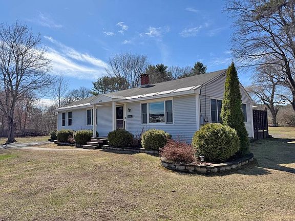 2nd image of 160 Sunny Acres Road