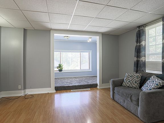 5th image of 415 Clark Ave