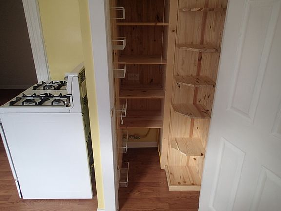 4th image of 3608 S Hermitage Ave #2F