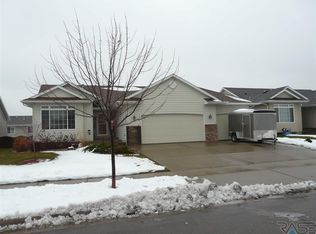 7316 W 52nd St, Sioux Falls, SD 57106