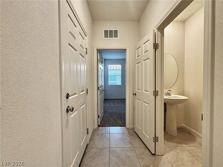 9021 Lucky Crest St — Photo 15