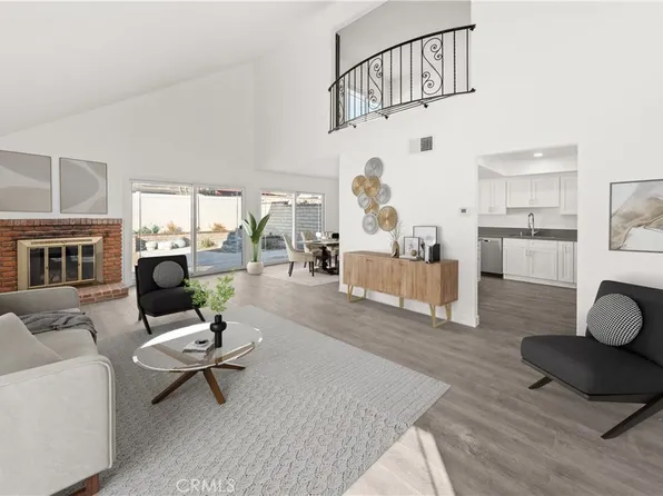 27131 Rio Bosque Dr, Santa Clarita, CA 91354