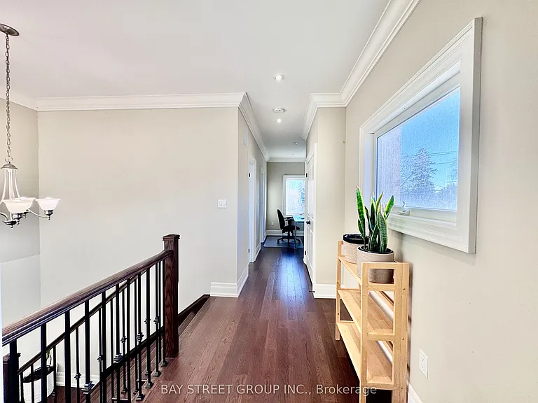 1033 Shaw Dr — Photo 24