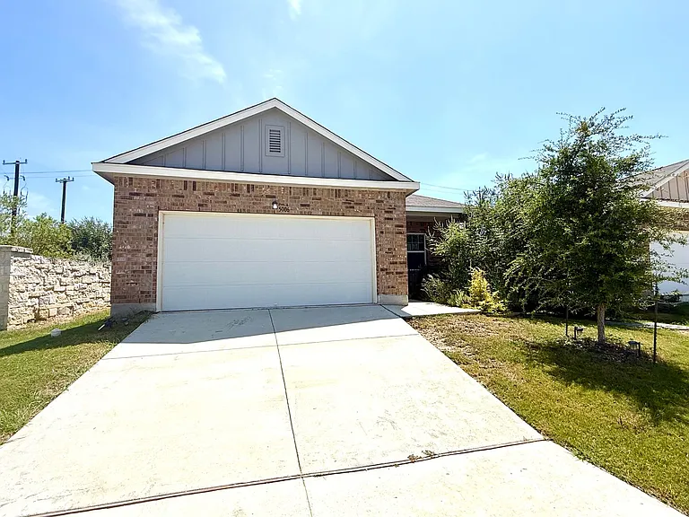 5006 Jovian — Photo 2