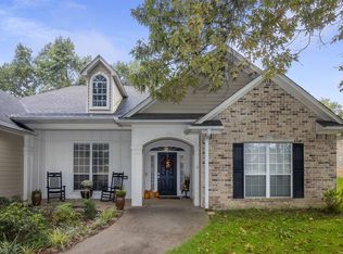 5200 Whitaker Cir, Longview, TX 75605