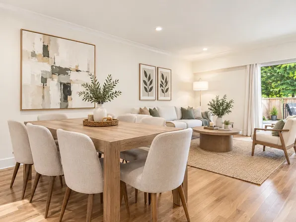2329 Mountain Hwy, North Vancouver, BC V7J 2N2