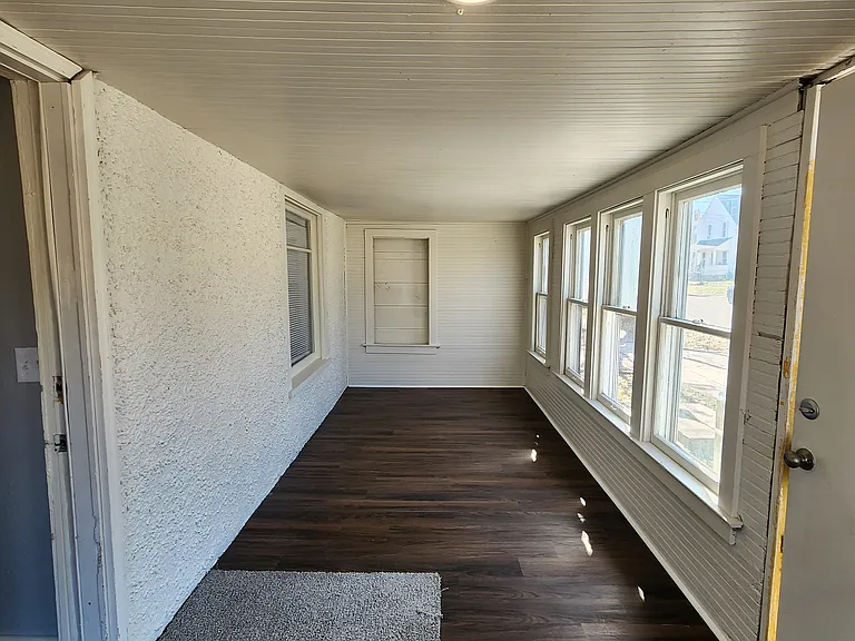 1811 State St #1 — Photo 9