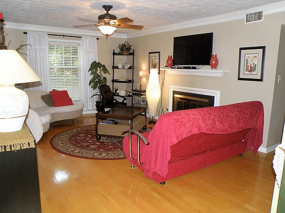 New windows thru out!