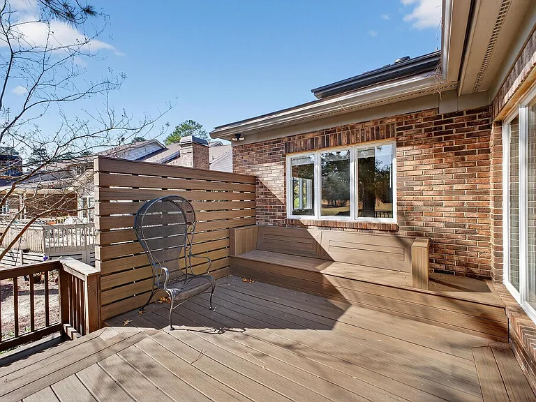 205 Club Villa Dr W — Photo 46