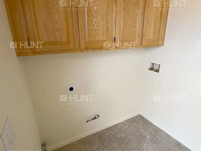 8115A W Sandia Cir SE — Photo 5