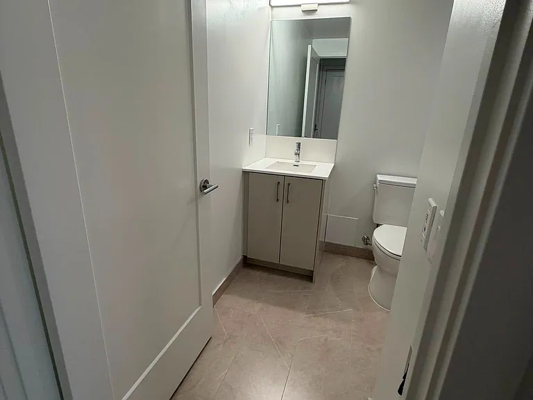 4000 Eglinton Ave W #223 — Photo 17