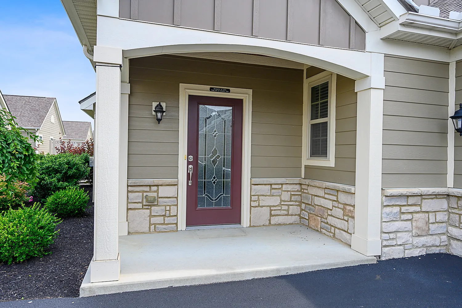 2 bed, 1698 sqft, $2,800 — Photo 4