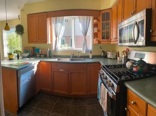 82 Doyle Dr, Guelph, ON N1G 5B9