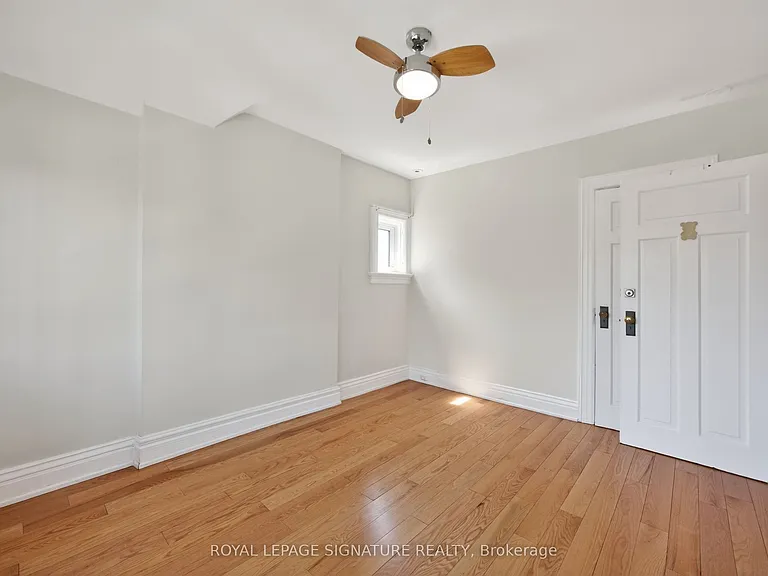 426 Armadale Ave — Photo 32