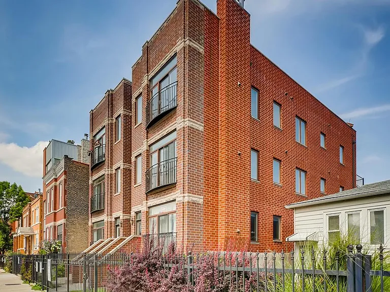 2428 W Augusta Blvd #3 — Photo 13