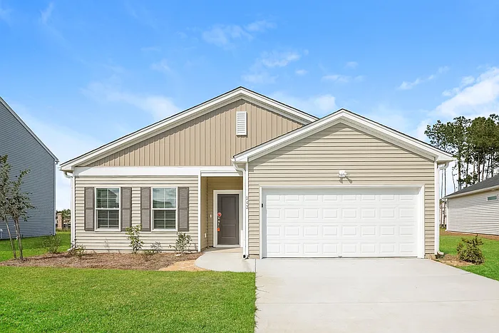 243 Clydesdale Cir