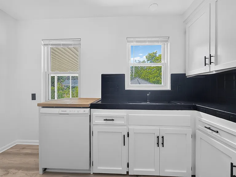 2507 Windemere Rd — Photo 11