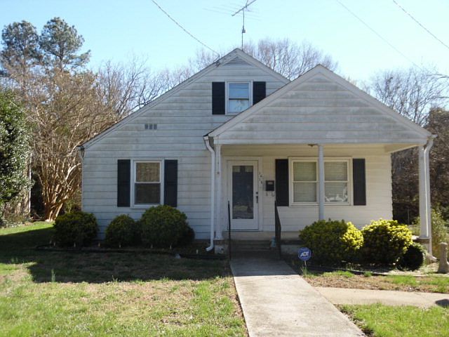 1st image of 1413 Moore St
