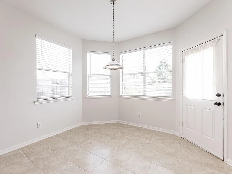 4119 Maurice Way — Photo 24
